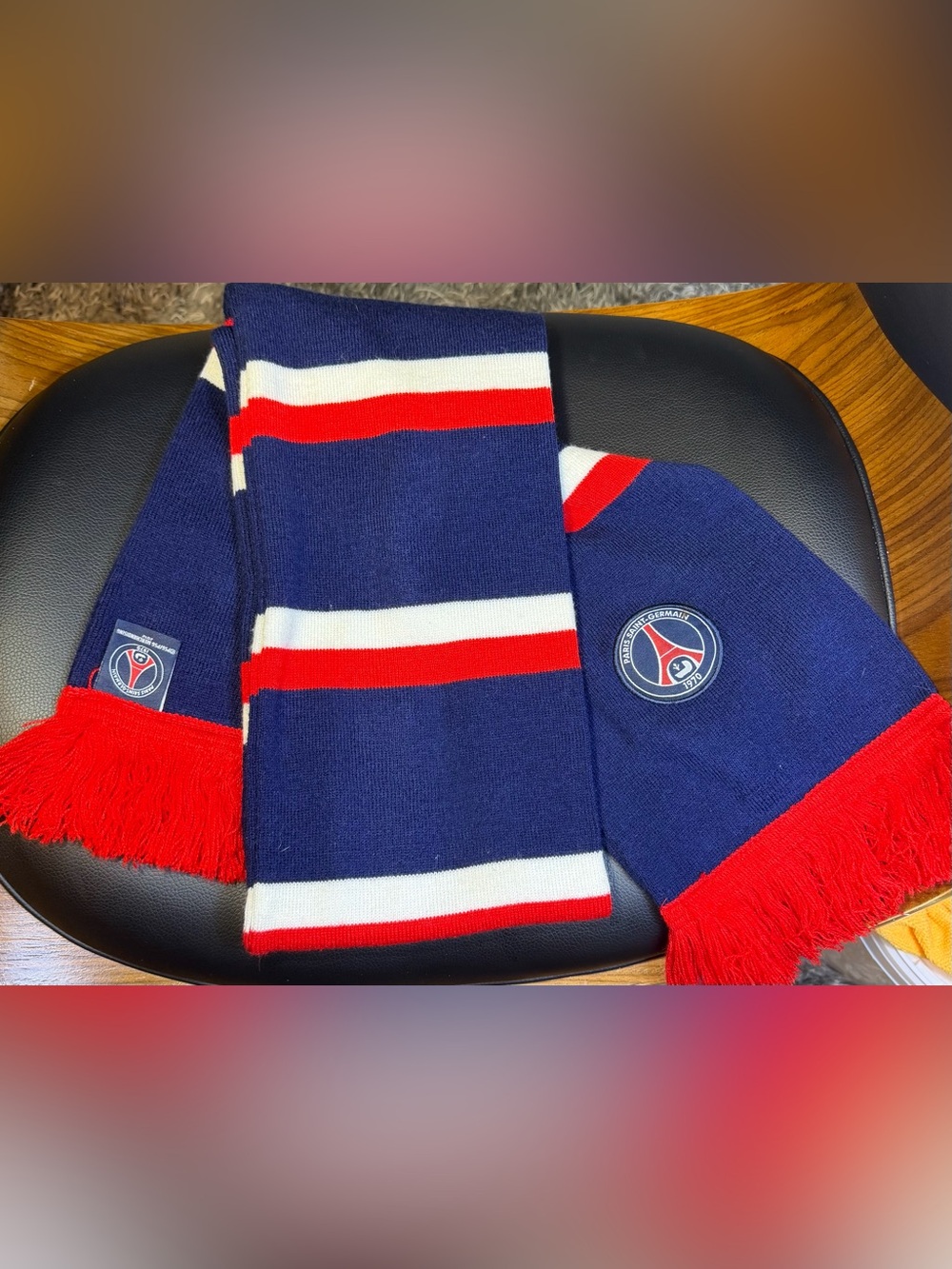 PSG PARIS SAINT GERMAIN Blue/Red FRENCH FOOTBALL SCARF Soccer Fan Match France